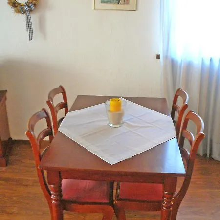Apartman Miralago - Utoring-38 By Interhome